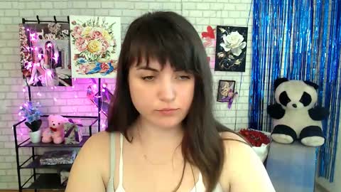 Snapshot of darina_m_ chatting on March 4, 11:40 am Darina online show from March 4, 11:40 am