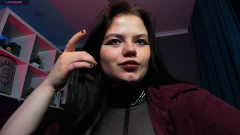 Dari the it woman online show from January 28, 11:39 pm