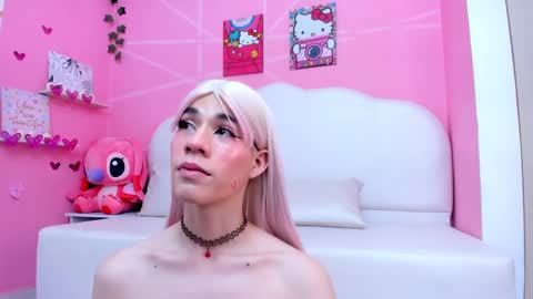 DaripQueen online show from March 1, 5:49 pm