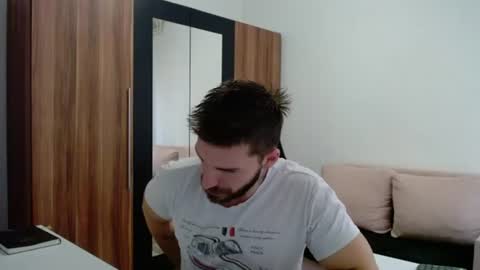 darius_94 online show from June 16, 6:39 am