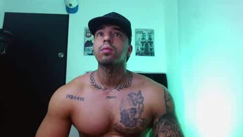 Darius Phoenix  online show from September 23, 10:05 pm