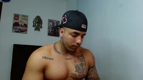 Darius Phoenix  online show from October 19, 12:48 am