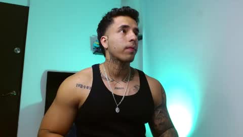 Darius Phoenix  online show from February 18, 8:30 pm