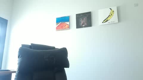 dariux_m online show from June 8, 2:07 pm