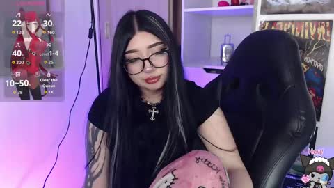 dark___doll online show from May 21, 3:57 am