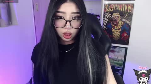 dark___doll online show from May 31, 3:05 am