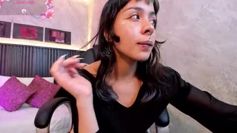 Dark online show from September 25, 1:29 pm