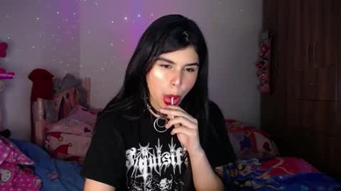 Moony online show from November 10, 5:32 am