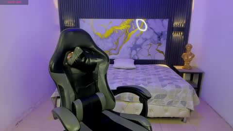 DARCK online show from April 1, 1:34 pm