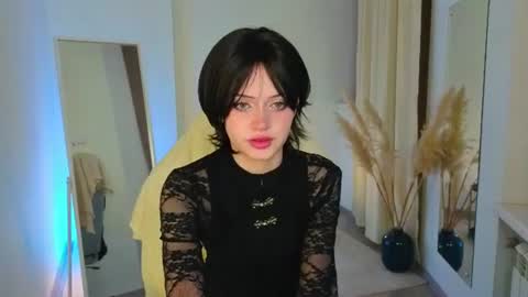Diva online show from July 9, 9:08 pm