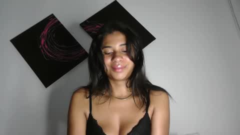 Sofia online show from November 5, 12:45 am