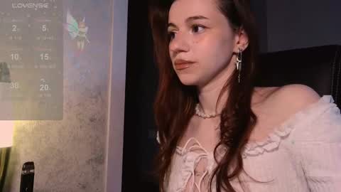 dark_witch_ online show from November 17, 10:40 am