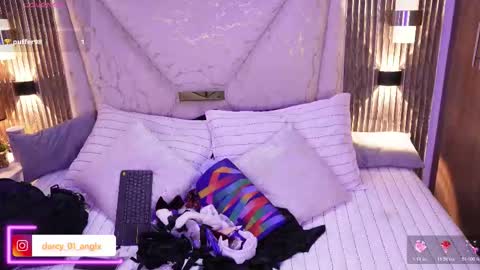 Angel Darcy  online show from March 23, 10:59 pm