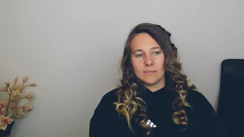 Anna online show from September 29, 4:17 pm