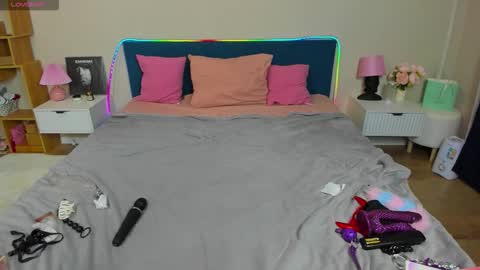 darlenedolce online show from March 15, 10:02 pm