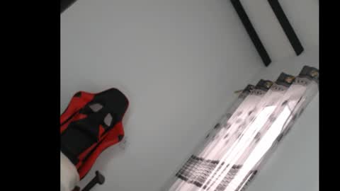 darling online show from February 24, 3:15 pm