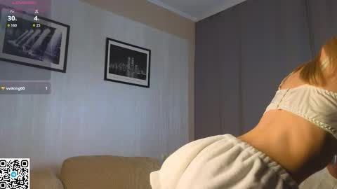 DarslyCat online show from November 19, 6:39 pm