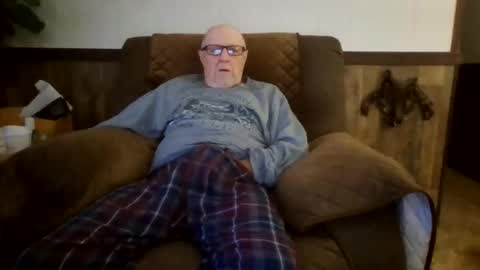 dave571960 online show from September 21, 10:41 am