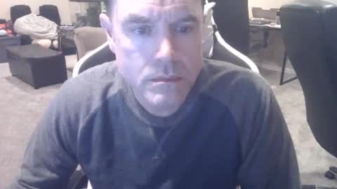 daved14u online show from May 4, 5:58 am
