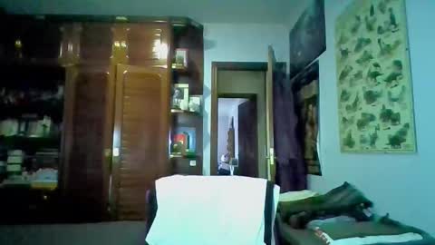 david33333333 online show from October 18, 8:40 am