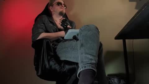 Vincente online show from February 7, 8:45 pm