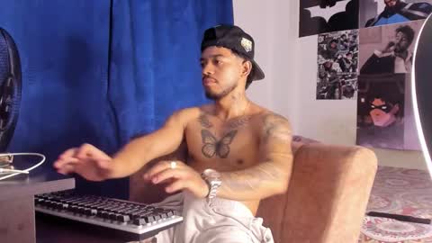 Davide online show from October 18, 9:52 pm