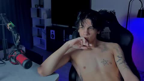 davis online show from December 4, 9:14 pm