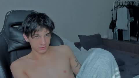 davis online show from December 20, 8:12 pm