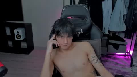 davis online show from February 18, 11:52 pm