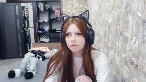 Alice online show from January 8, 9:15 am