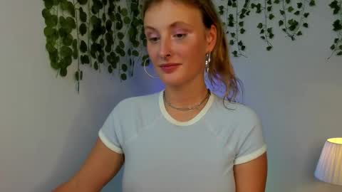 dayna_sunset online show from October 5, 11:18 am