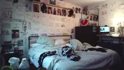 dbeamon92 online show from February 17, 9:03 pm