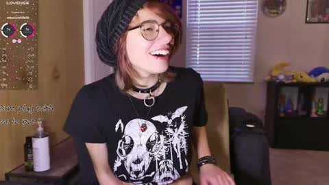 Rat online show from October 7, 3:08 pm