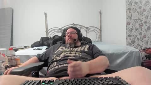 will online show from March 12, 11:30 pm