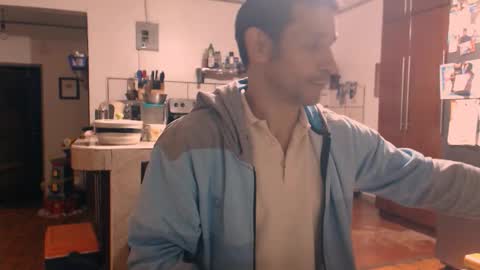 Snapshot of debbie_n_paul chatting on November 2, 9:42 am Paul Fitz online show from November 2, 9:42 am