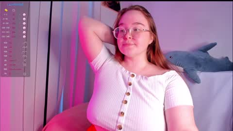 DeboraDebbieDee online show from January 3, 10:20 am