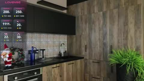 Eva online show from December 16, 8:15 pm