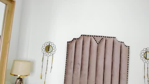 Snapshot of debora_scoot chatting on February 25, 5:40 pm Debora online show from February 25, 5:40 pm