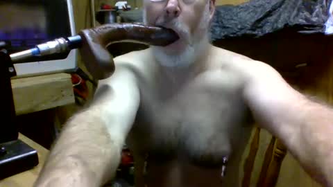 Deepthroat My Big Dildos online show from January 27, 7:24 pm