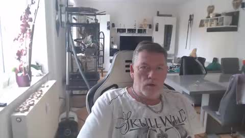 deinprinz2312 online show from October 20, 12:43 pm