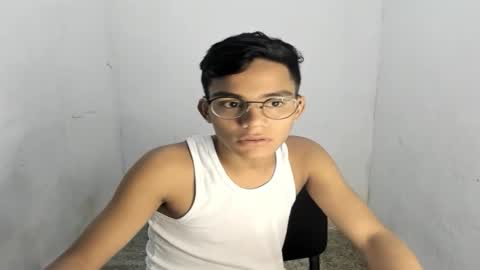 Snapshot of deivi_colins chatting on October 21, 12:38 am deivi_colins online show from October 21, 12:38 am