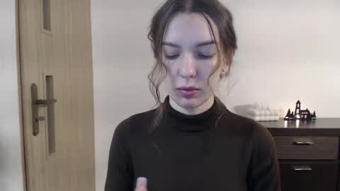 Aurora online show from January 13, 6:43 am