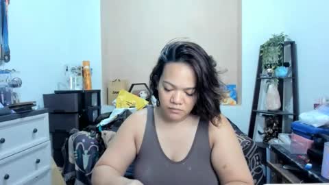 delightfulcurvy online show from June 1, 1:40 am