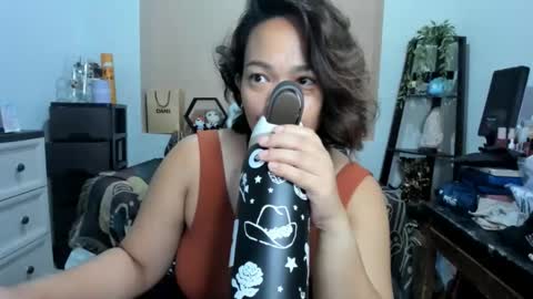 delightfulcurvy online show from June 5, 2:29 am