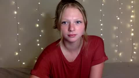 DelilaLove3412 online show from October 14, 9:51 pm