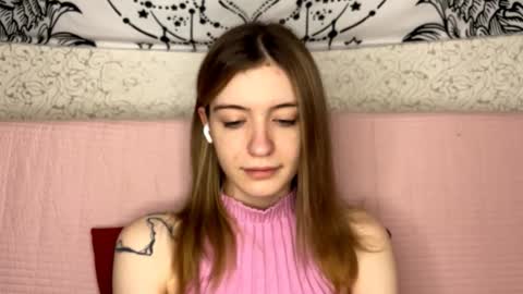 Sia online show from March 28, 1:12 pm