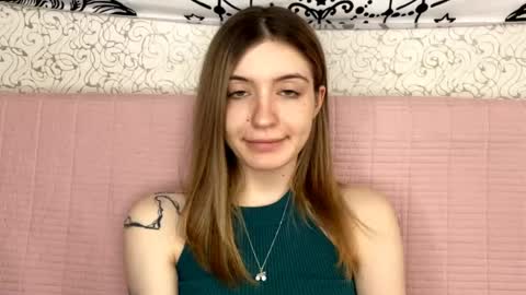 Sia online show from May 5, 6:52 am