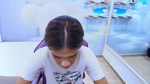 DEMI online show from February 28, 7:18 pm