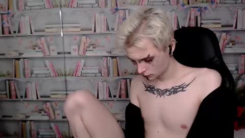 demianenglen online show from March 12, 1:03 am