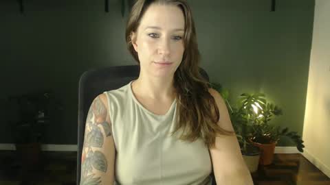 demmetria online show from March 11, 11:41 pm